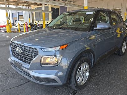 Used 2025 Hyundai Venue SE
