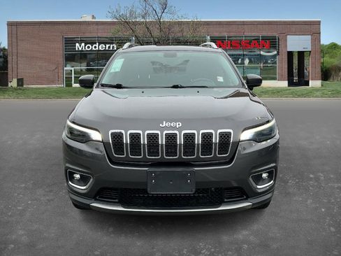 Used 2019 Jeep Cherokee Limited w/ Luxury Group image 6