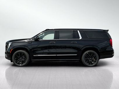 New 2026 GMC Yukon XL Elevation w/ LPO, Elevation Black Package