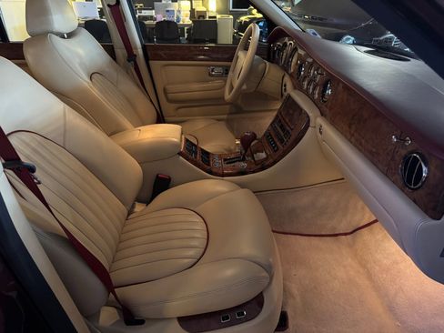 Used 1999 Bentley Arnage Green Label image 30