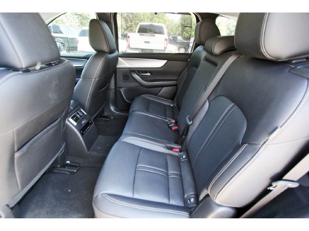 Certified 2026 MAZDA CX-90 3.3 Turbo w/ Preferred Package AWD/4WD image 11