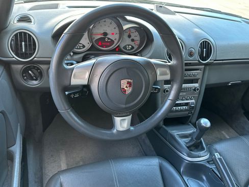 Used 2007 Porsche Cayman S RWD image 16