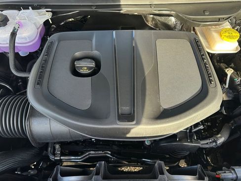 New 2026 RAM 1500 Big Horn AWD/4WD image 9