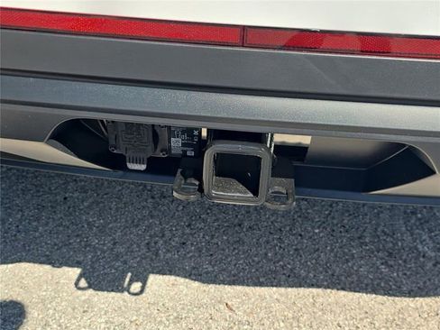 New 2026 Volkswagen Atlas SE FWD image 5