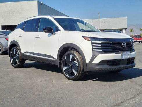 New 2026 Nissan Kicks SR image 4