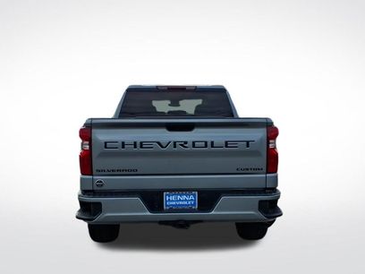 New 2026 Chevrolet Silverado 1500 Custom w/ Turbomax Blackout Package