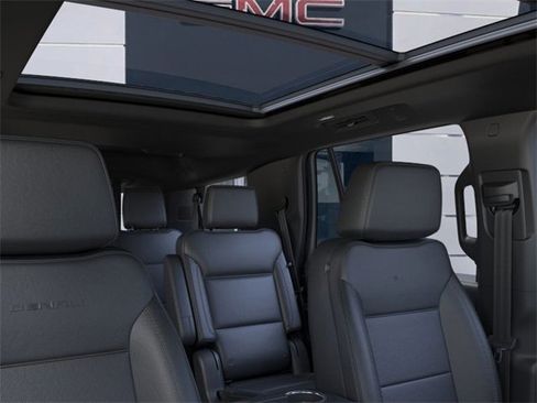 New 2026 GMC Yukon Denali image 24