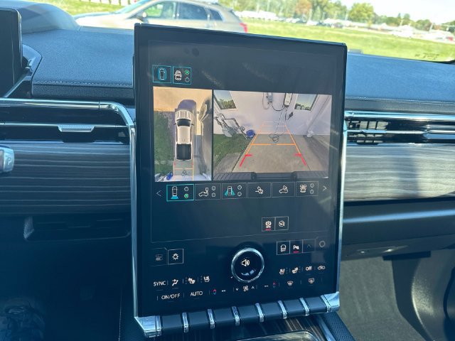 Used 2026 GMC Sierra EV Denali AWD/4WD image 15