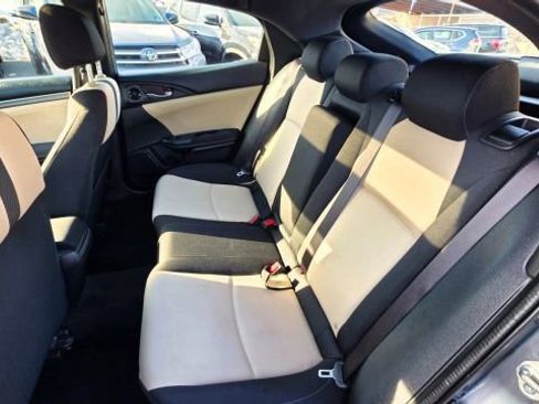 Used 2018 Honda Civic EX image 31