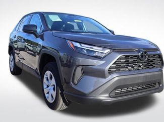 Used 2024 Toyota RAV4 LE video 2