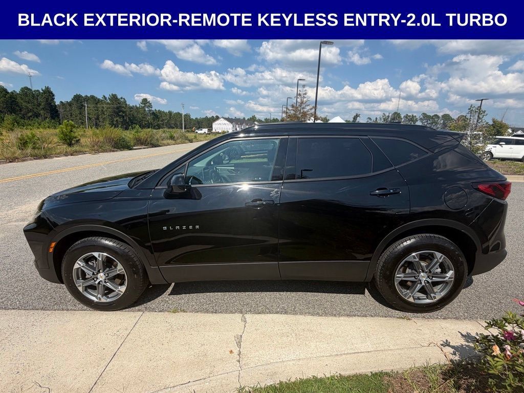 Used 2024 Chevrolet Blazer LT w/ Convenience Package FWD image 6