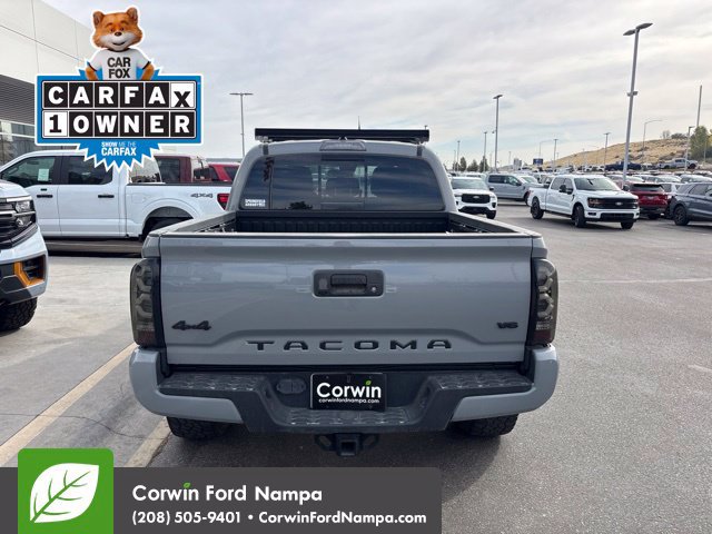 Used 2021 Toyota Tacoma SR5 w/ Technology Package AWD/4WD image 5