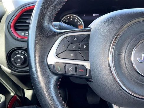 Used 2016 Jeep Renegade Trailhawk AWD/4WD image 20
