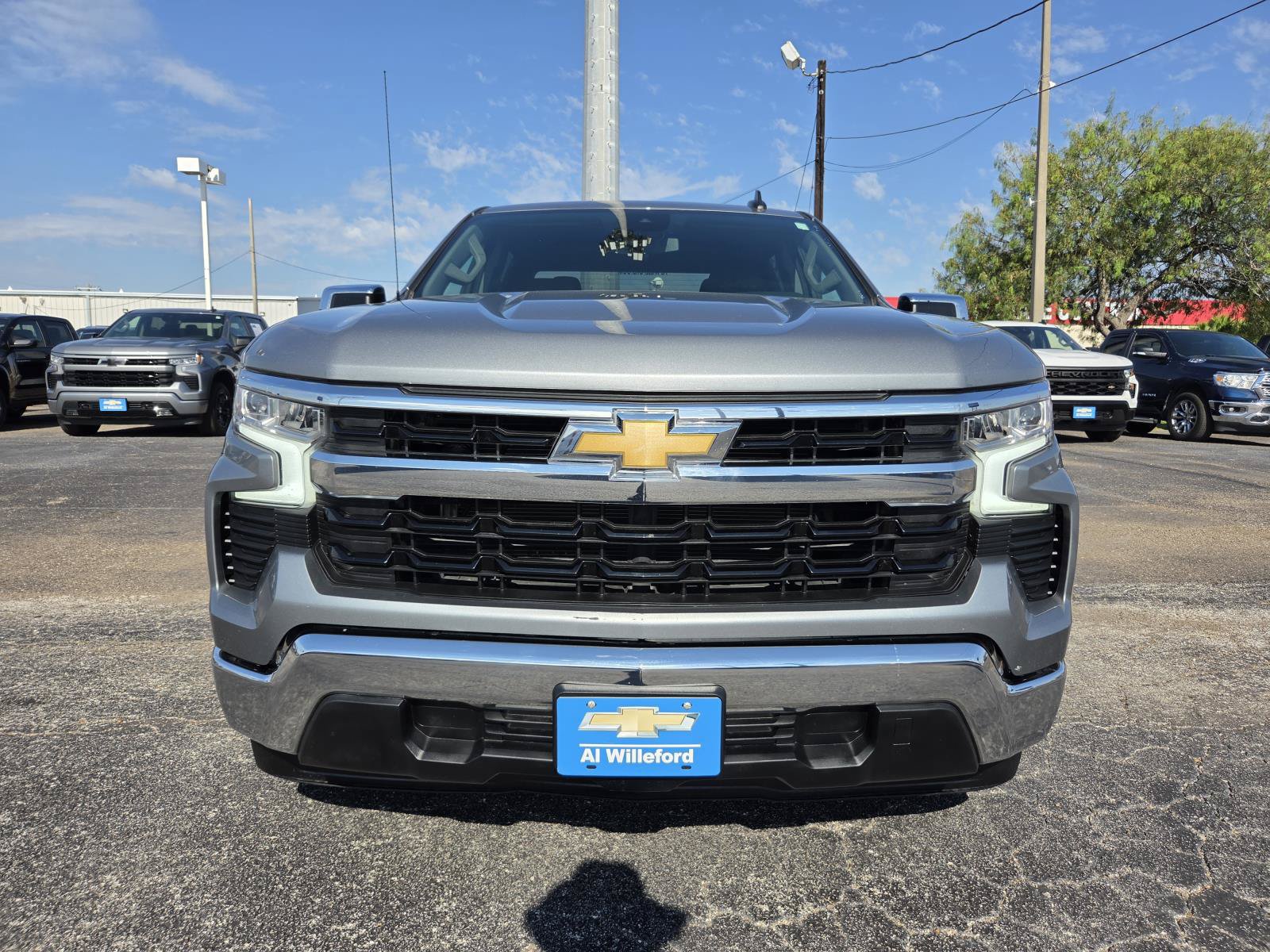 Used 2025 Chevrolet Silverado 1500 LT RWD image 8