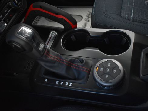 New 2025 Ford Bronco Heritage Edition image 27