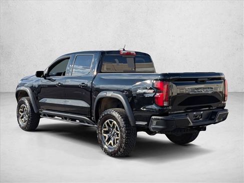 Used 2024 Chevrolet Colorado ZR2 w/ Safety Package AWD/4WD image 7