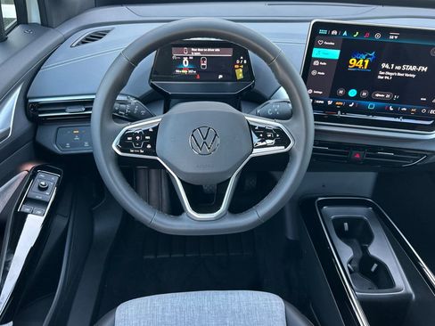 New 2026 Volkswagen ID.4 Pro image 12