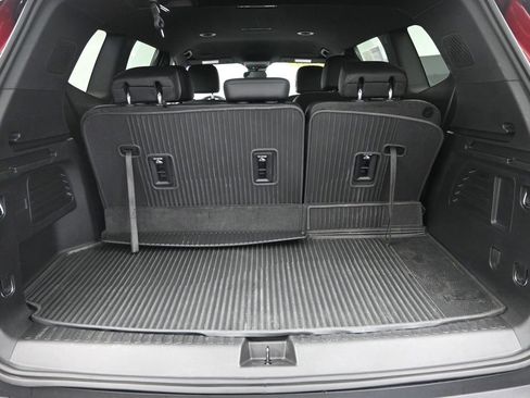 Used 2024 GMC Acadia Elevation w/ Luxury Package image 10