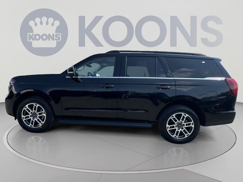 Certified 2025 Ford Expedition Active AWD/4WD image 7