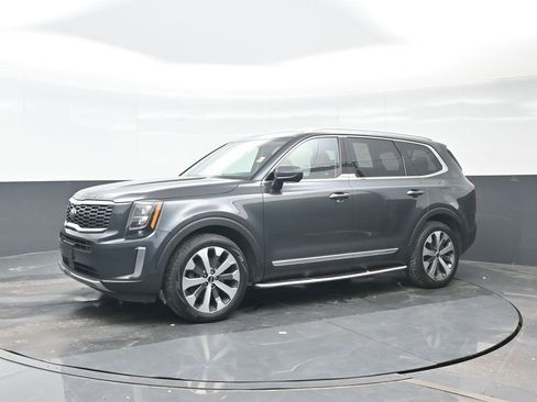 Used 2021 Kia Telluride EX w/ EX Premium Package FWD image 2