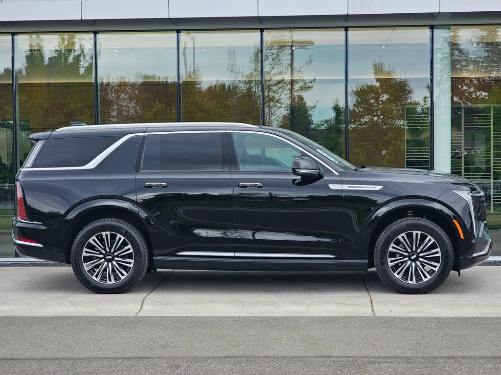 New 2026 Cadillac Escalade IQL Luxury AWD/4WD image 6