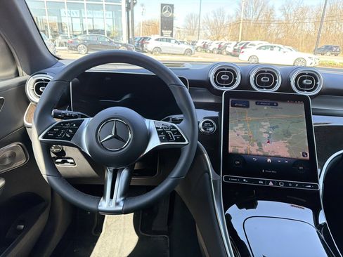 Used 2026 Mercedes-Benz GLC 300 4MATIC image 12
