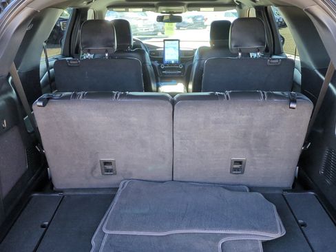 Used 2022 Ford Explorer ST w/ Equipment Group 401A image 28