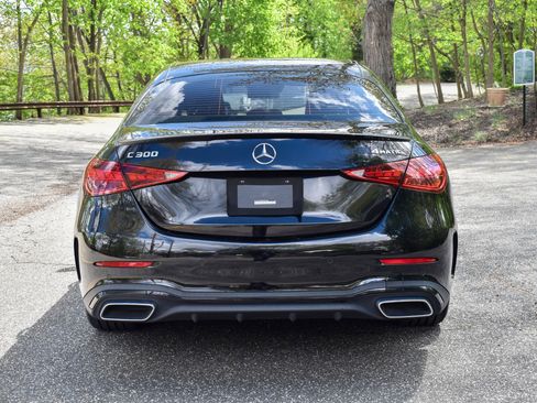 Used 2023 Mercedes-Benz C 300 4MATIC Sedan w/ Pinnacle Trim Package image 7