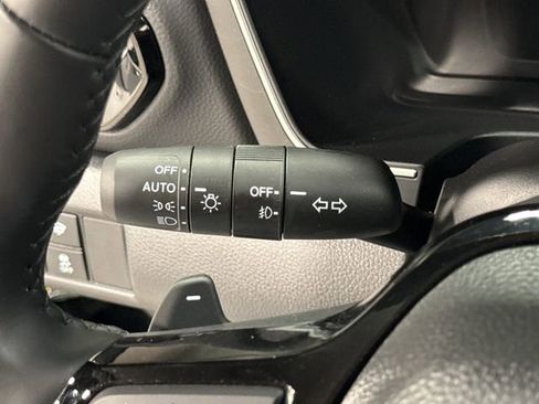 Used 2025 Honda Pilot Elite image 21