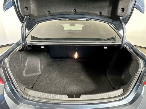 Used 2021 Chevrolet Malibu RS image 20