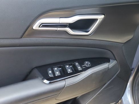 Used 2023 Kia Sportage EX FWD image 20