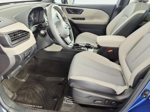 Used 2026 Subaru Forester Premium AWD/4WD image 12