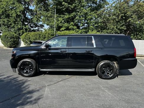 Used 2019 Chevrolet Suburban LT AWD/4WD image 8