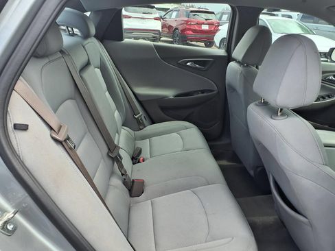 Used 2025 Chevrolet Malibu LT FWD image 15