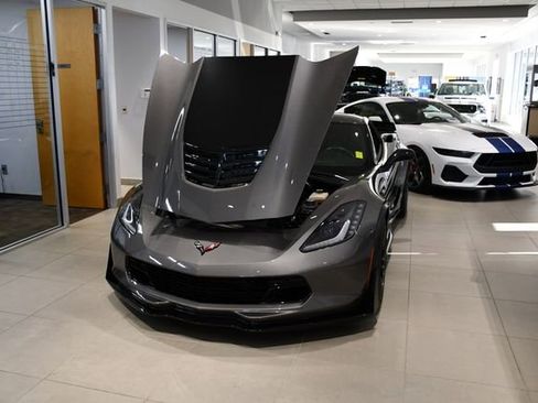 Used 2015 Chevrolet Corvette Z06 w/ Z07 Performance Package image 21