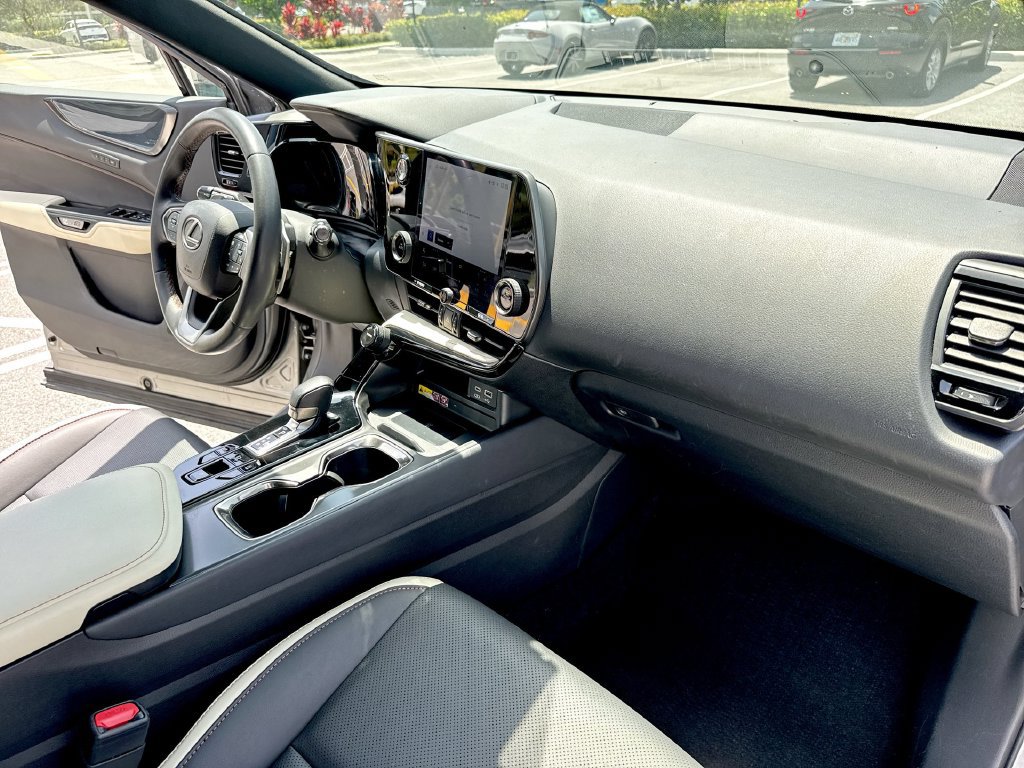 Used 2023 Lexus NX 350 AWD image 32