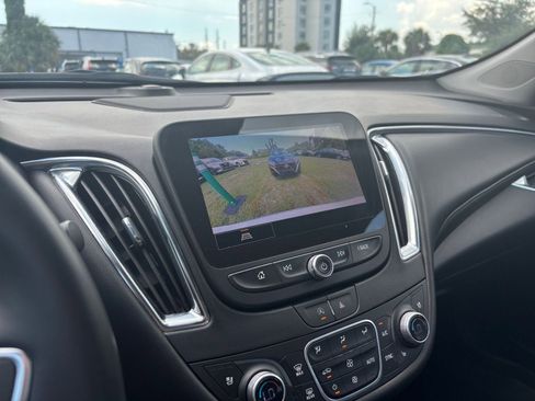 Used 2024 Chevrolet Malibu LT image 17