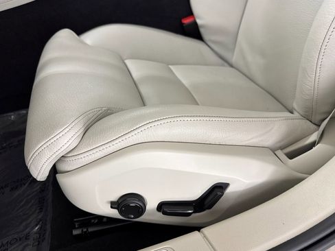 Used 2024 Volvo S60 T8 Ultimate w/ Climate Package image 14