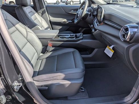 New 2026 Chevrolet Equinox LT w/ Convenience Package II image 36