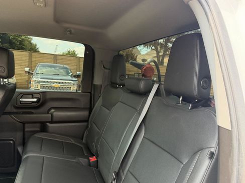 Used 2021 Chevrolet Silverado 2500 W/T w/ WT Convenience Package AWD/4WD image 21