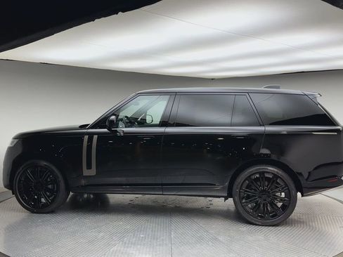 New 2026 Land Rover Range Rover Long Wheelbase SE AWD/4WD image 5