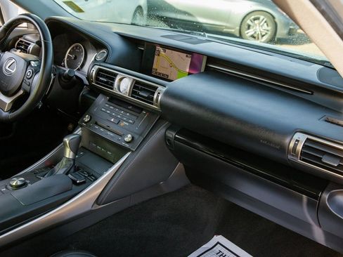 Used 2015 Lexus IS 250 w/ Navigation System Package image 11
