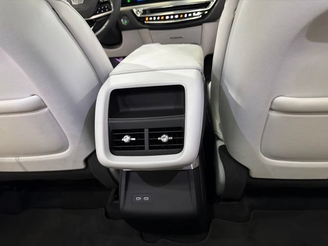 Used 2024 Cadillac Lyriq Luxury RWD image 27