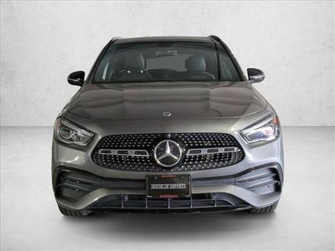 Certified 2022 Mercedes-Benz GLA 250 image 2