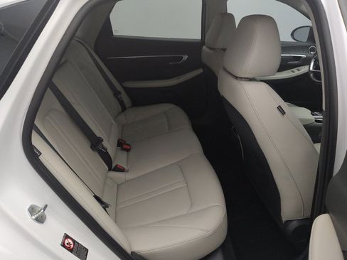 Used 2022 Hyundai Sonata Limited w/ Cargo Package FWD image 19