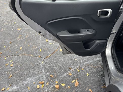 New 2026 Hyundai Venue SEL image 21