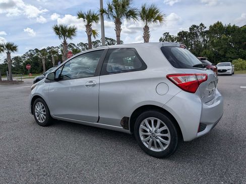 Used 2018 Toyota Yaris LE FWD image 5