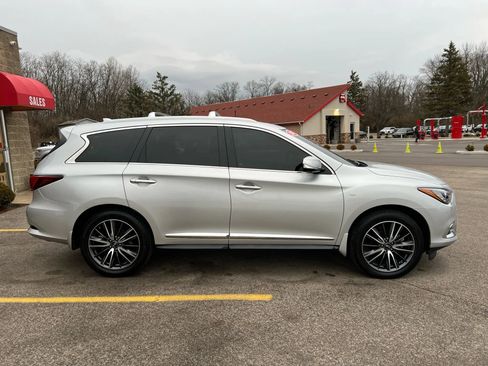 Used 2017 INFINITI QX60 FWD w/ Deluxe Technology Package image 4