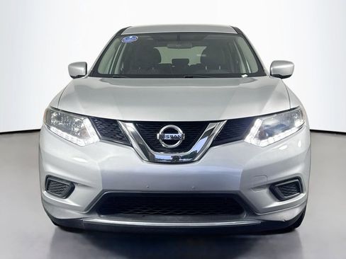 Used 2016 Nissan Rogue S w/ S Family Package AWD/4WD image 2
