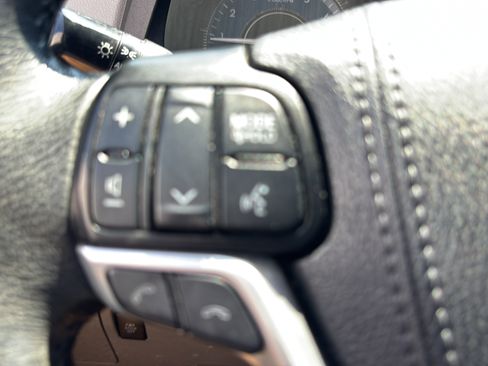Used 2019 Toyota Sienna XLE w/ XLE Navigation Package AWD/4WD image 27